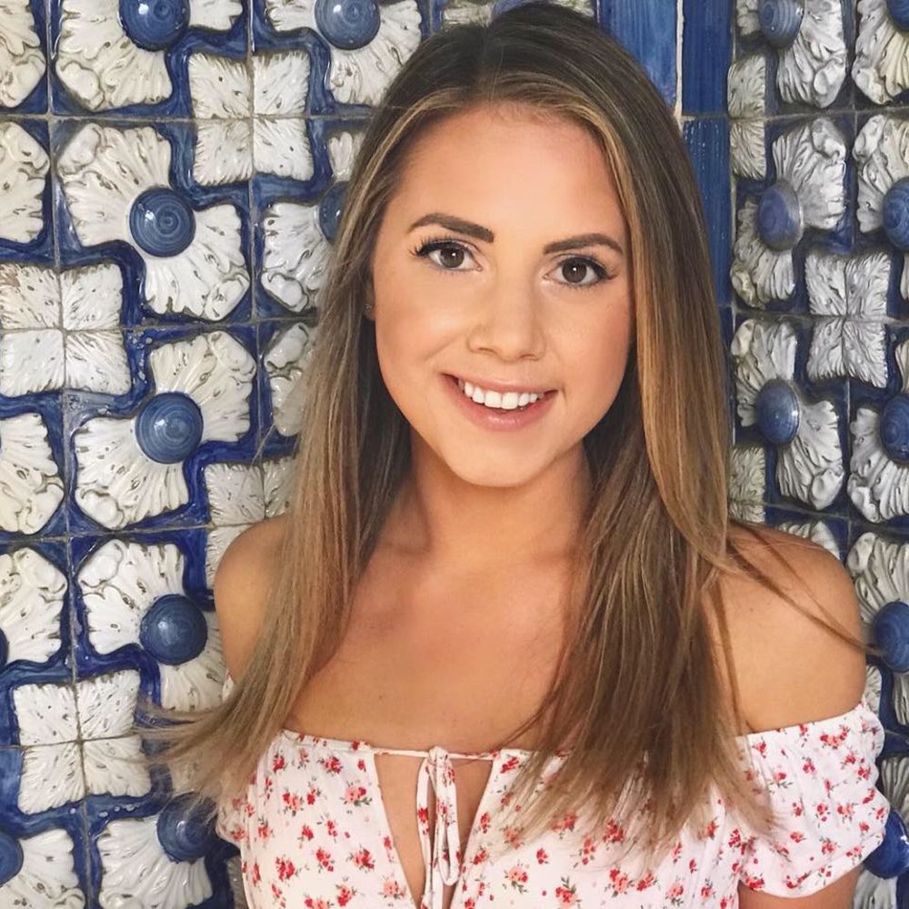 Meet your Posher, Nadine